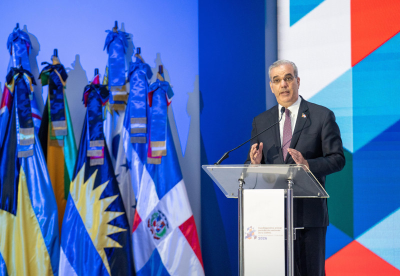 Abinader llama a América Latina y el Caribe a fortalecer la cooperación ante desafíos económicos