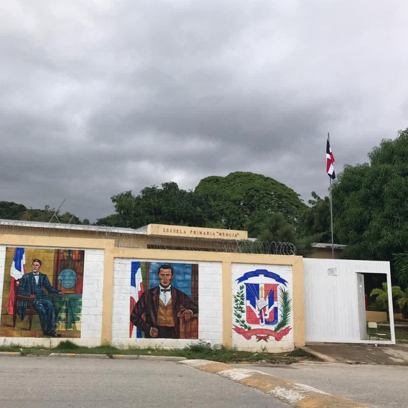 No había Policía Escolar en escuela de Barahona donde hombre entró armado