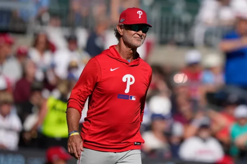 Filis mantienen a Mattingly como mánager con contrato de dos años