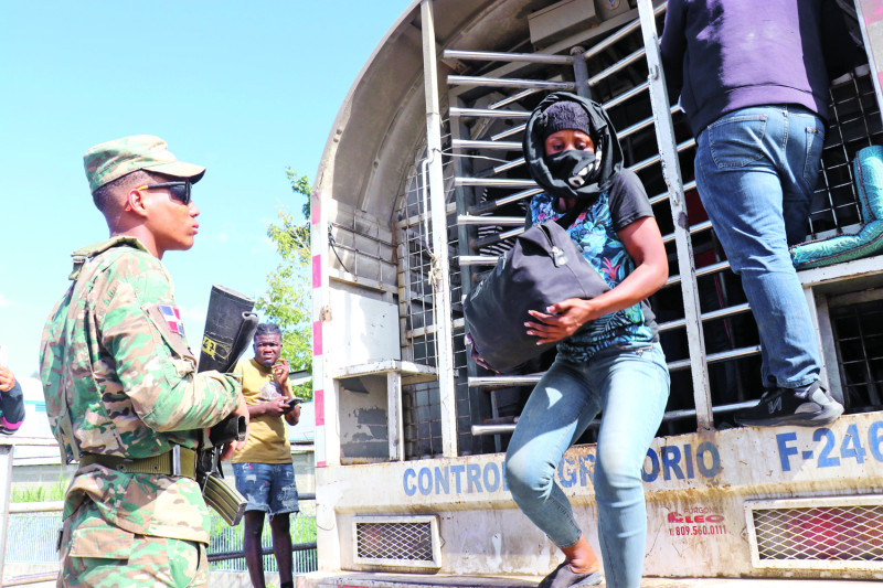 Ejército ha detenido en la frontera 12,556 haitianos durante 26 días