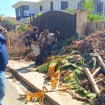 Alcalde de Dajabon lo hace de nuevo devuelve basura a residente tras arrojarla en las aceras