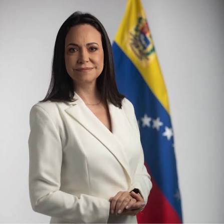 María Corina Machado regresa a Venezuela tras casi 10 meses fuera del país y sacude el escenario político